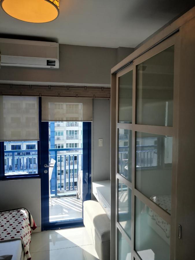 Bliss Staycation At Sea Residences By John Manila Exteriér fotografie