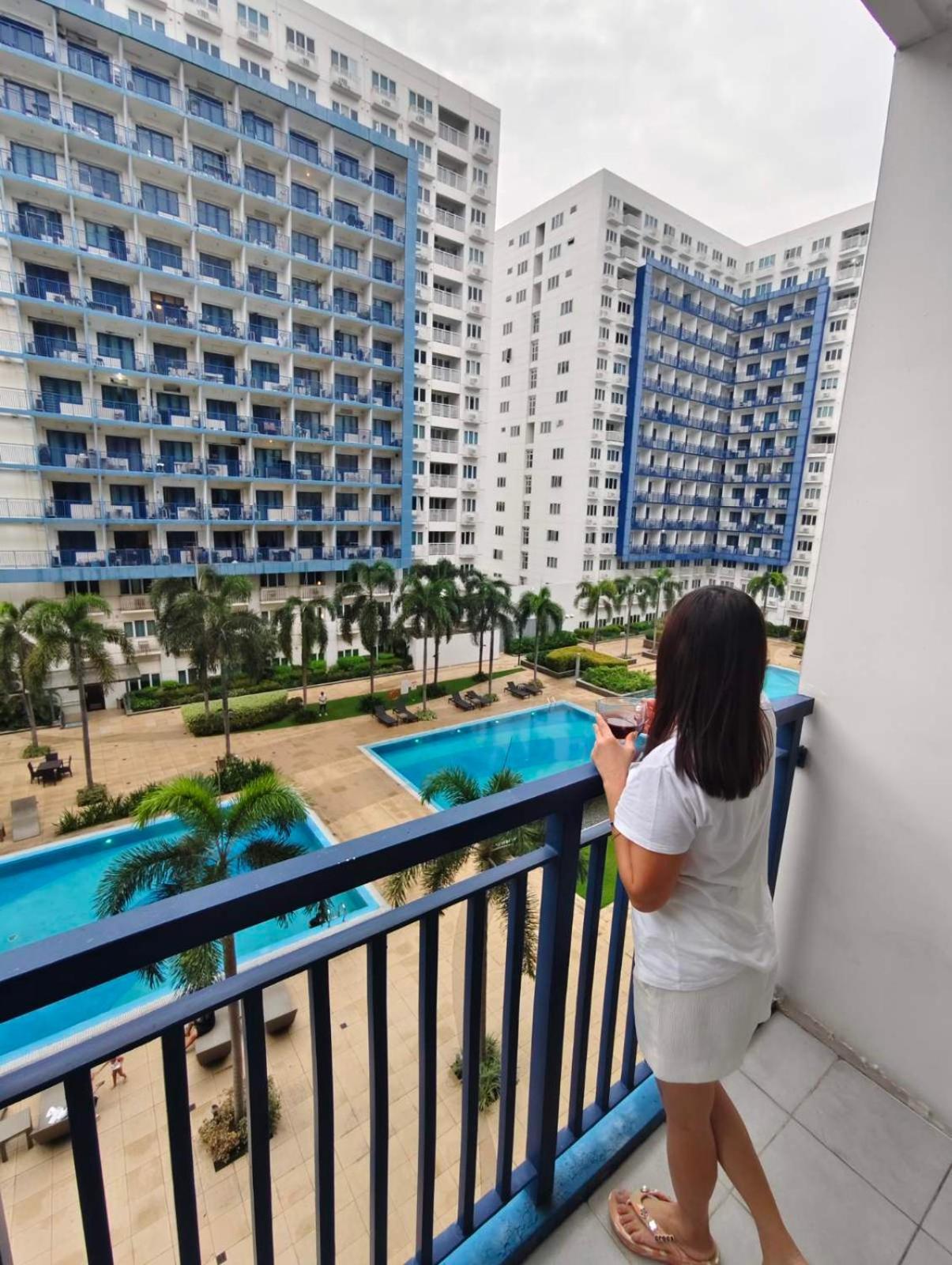 Bliss Staycation At Sea Residences By John Manila Exteriér fotografie