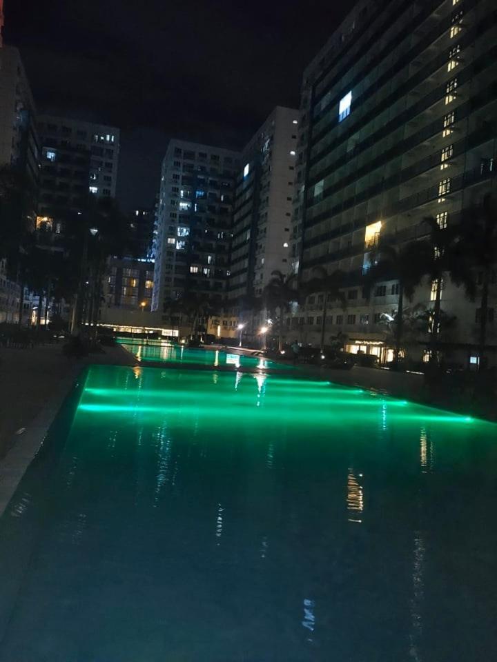 Bliss Staycation At Sea Residences By John Manila Exteriér fotografie